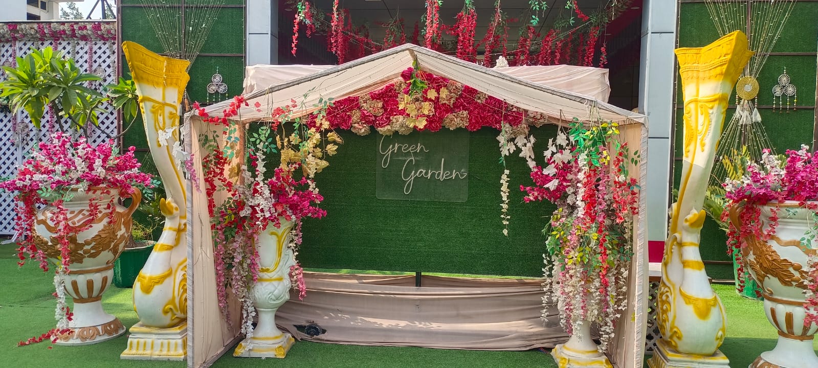 Birthday Party Halls in Dwarka